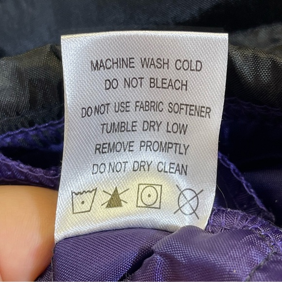 Colorado Rockies Vest. Size Small. In new condition! King Soopers logo on back - Picture 5 of 6